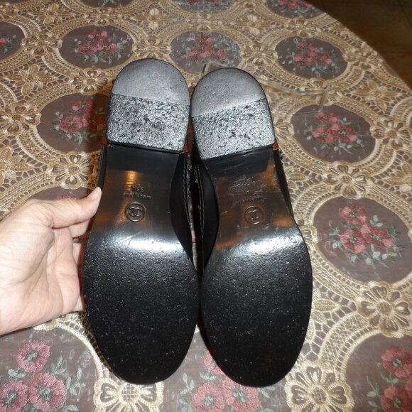Chanel Black Tweed/Leather Moto Ankle Boots w/Buckles-LOGO Detail Size 38.5M - Picture 15 of 16